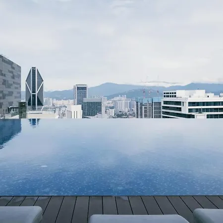 New! Eaton Infinity Sky Pool Klcc View Pavilion